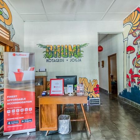 Reddoorz Hostel @ Kotagede ยอกยาการ์ตา ภายนอก รูปภาพ