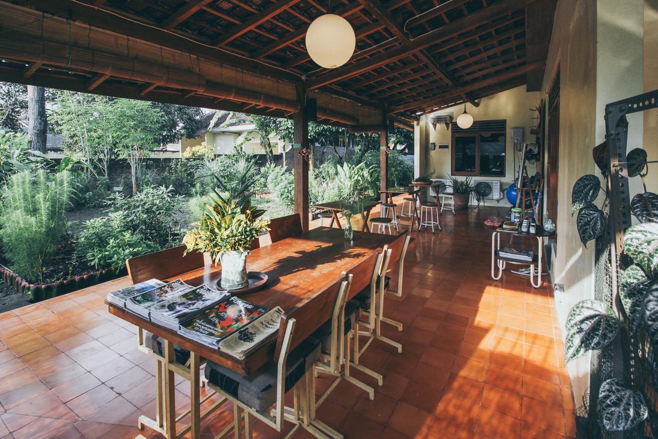 Reddoorz Hostel @ Kotagede ยอกยาการ์ตา ภายนอก รูปภาพ