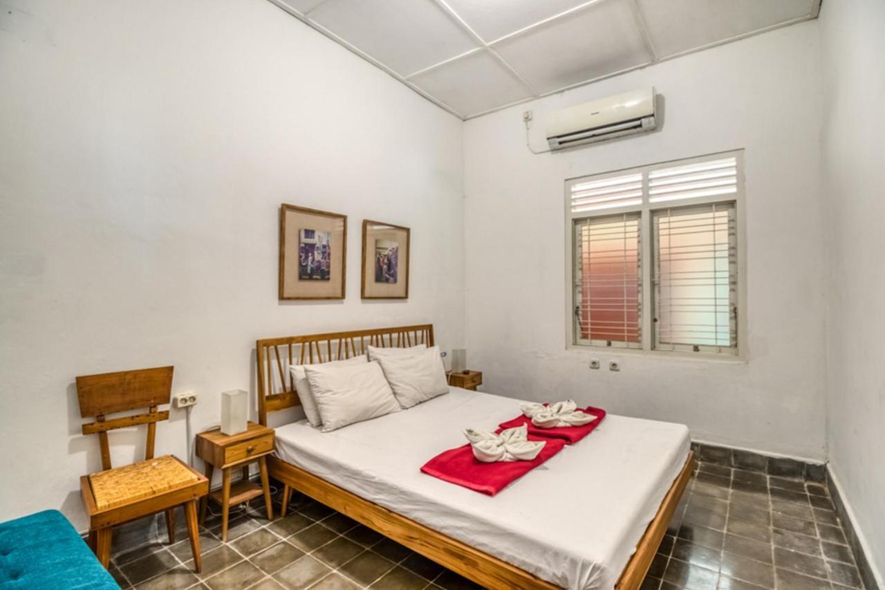 Reddoorz Hostel @ Kotagede ยอกยาการ์ตา ภายนอก รูปภาพ